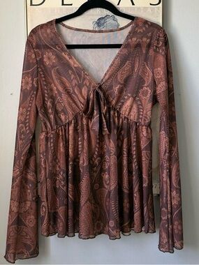 Brown paisley mesh bell sleeve babydoll top — Size XL